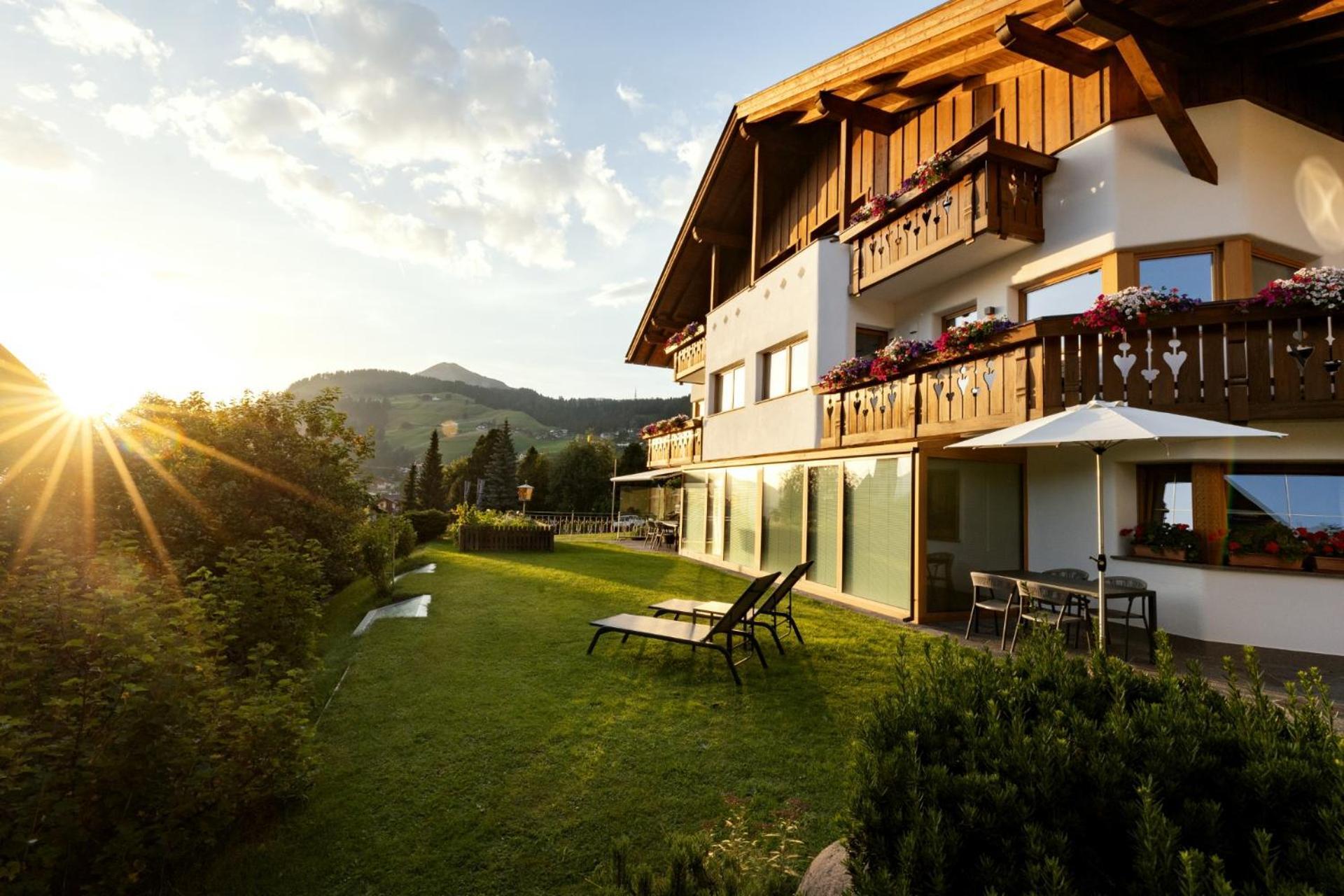 Apartments Burvel Selva di Val Gardena Exterior foto